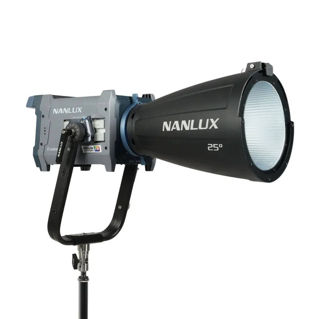 Nanlux - Evoke 600C LED Full-color Spot Light with trolley case
